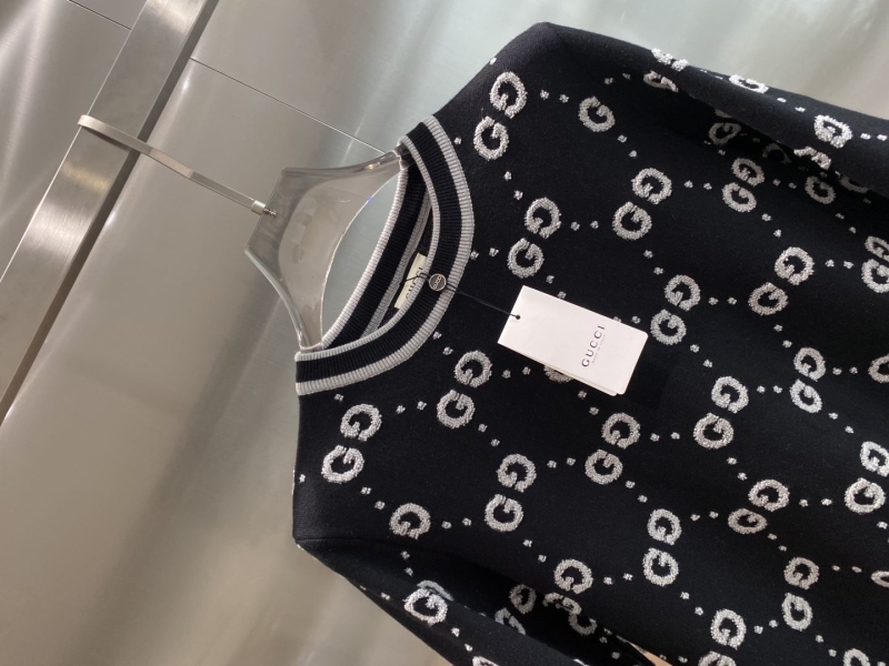 Gvc*1 sweaters